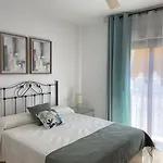 And A 50m De La Playa Appartement *